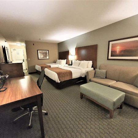 Amerivu Inn And Suites - Chisago City Экстерьер фото