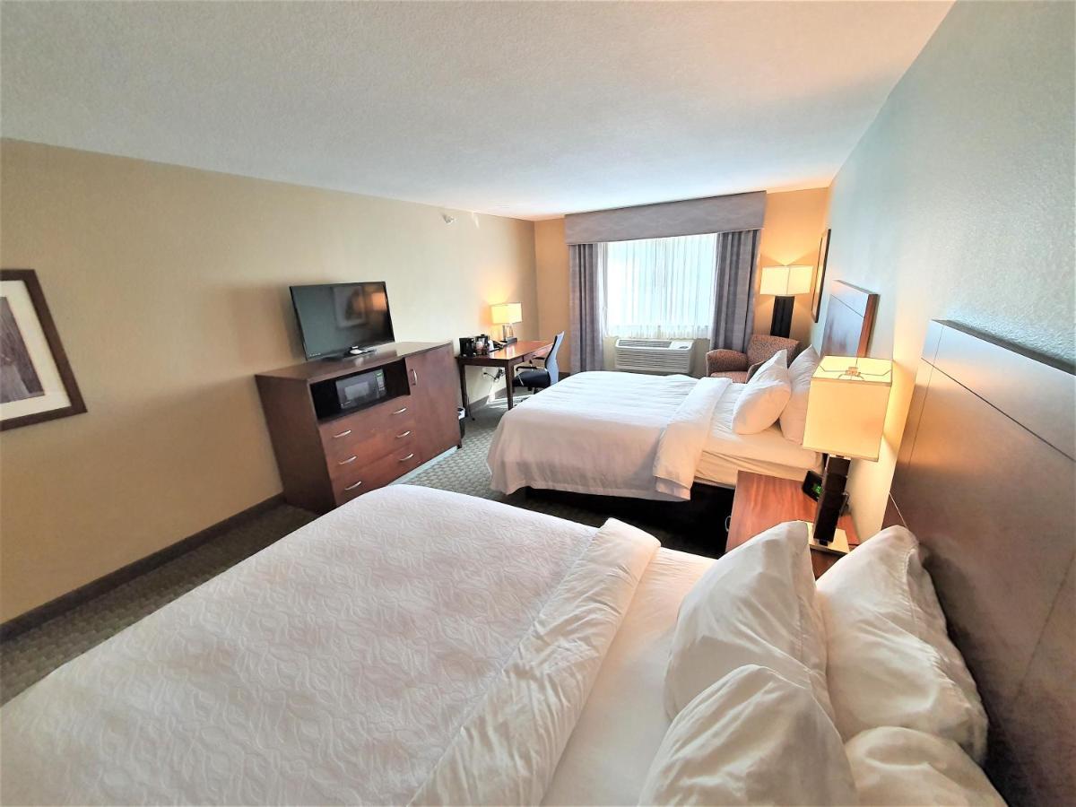 Amerivu Inn And Suites - Chisago City Экстерьер фото